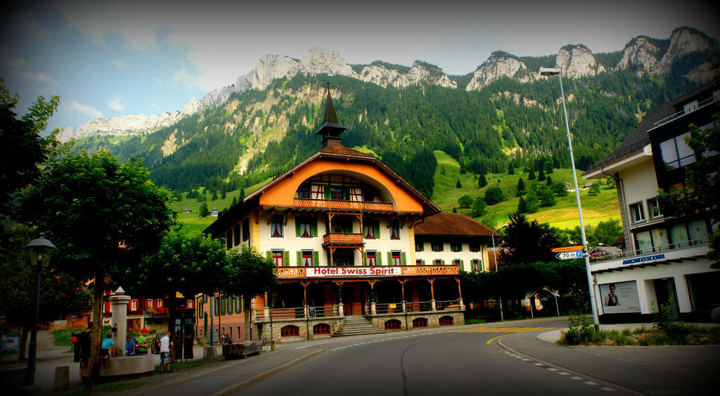 Hotel Kurhaus Flühli Екстериор снимка